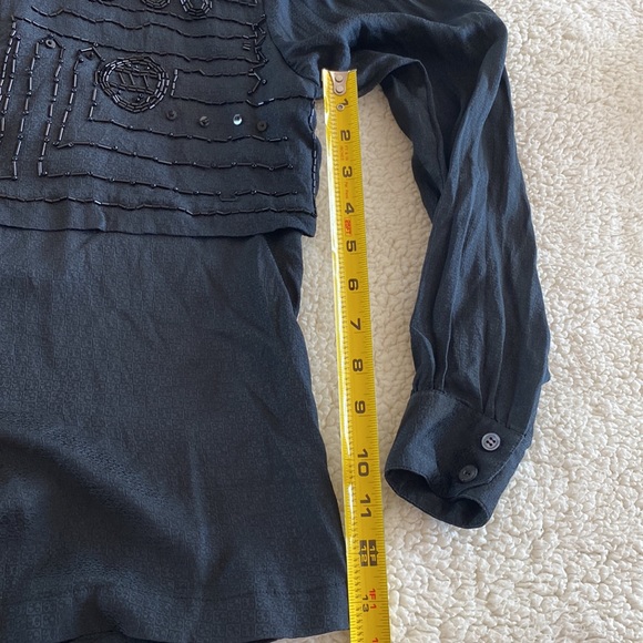 100%silk women’s long sleeve button down beaded black  size 8 - Picture 17 of 17